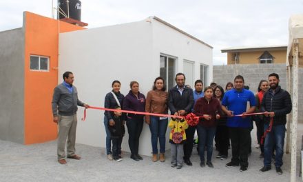 Entregan viviendas a beneficiarios en Matehuala